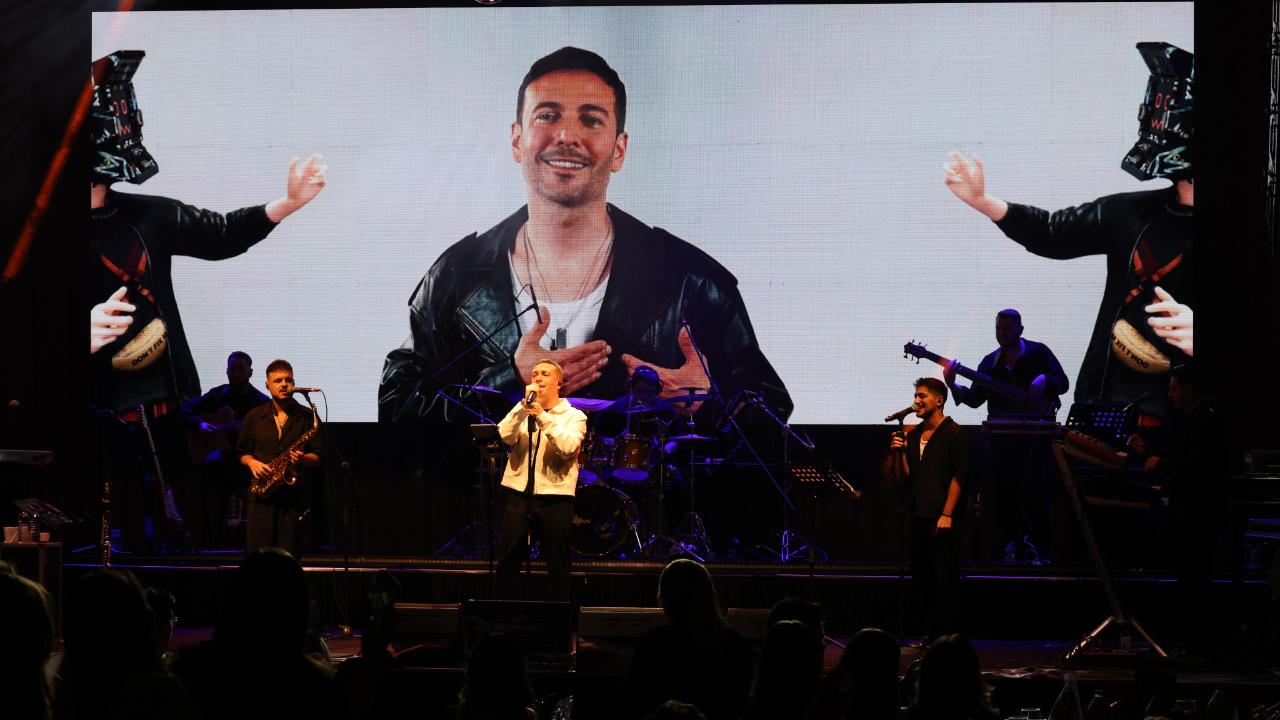 Akrones’te Unutulmaz Yılbaşı Gecesi