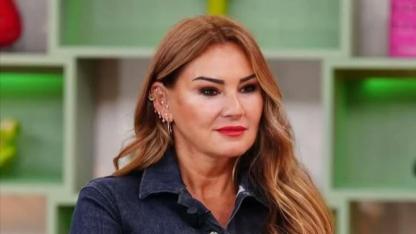 Cenazede Sakız Çiğnediği Görüntüler Tepki Çekmişti: Pınar Altuğ’dan Açıklama