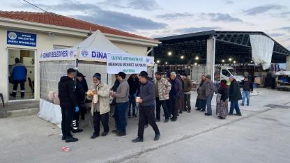 Dinar’da Salı Pazarı’nda Anlamlı Dayanışma