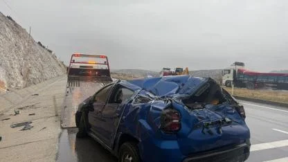 Emirdağ Yolunda Korkunç Kaza: Araç Hurdaya Döndü