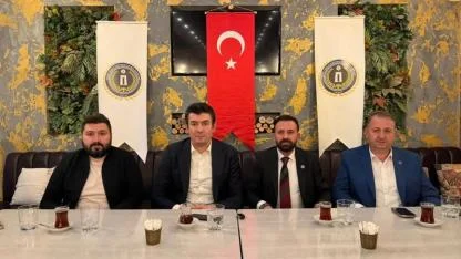 EMŞAV Afyonkarahisar İl Yönetimi Akşam Yemeğinde Bir Araya Geldi