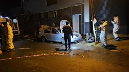 Evsiz Adam Isınmak İçin Arabaya Girdi Araç Yanınca Feci Şekilde Can Verdi