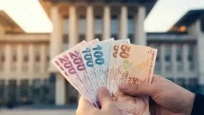 Gençlere Günlük 1375 Lira Harçlık Ve Ayda 19 Bin Lira Destek