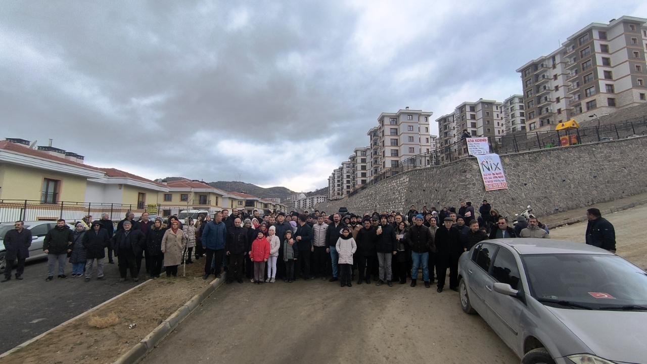 Gökçe TOKİ’de İsyan: “Su Yok, Asansör Yok, Çözüm Yok”