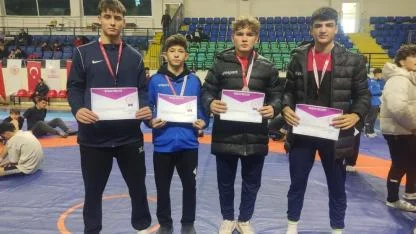 Güreş Grup Müsabakalarında Afyonkarahisarlı Sporculardan Önemli Başarı