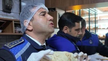 Hatay’da Fırın Denetimlerinde Şok Görüntüler! Böcek ve Örümcek Tespit Edildi