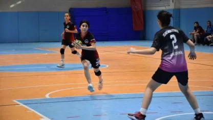 Hentbol Yıldızlar Grup Müsabakaları Tamamlandı