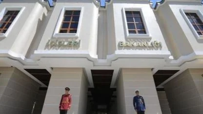 İçişleri Bakanlığı Merkez ve Taşraya 120 Uzman Yardımcısı Alacak