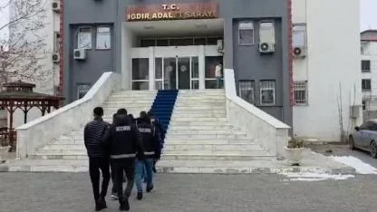 Iğdır’da 3.9 Milyon TL’lik Külçe Altın Vurgunu: 4 Gözaltı!