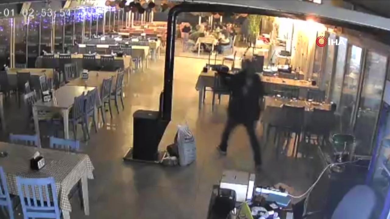 İstediği Verilmeyince Restorana Tüfekle Saldırdı: 1 Ölü, 3 Yaralı