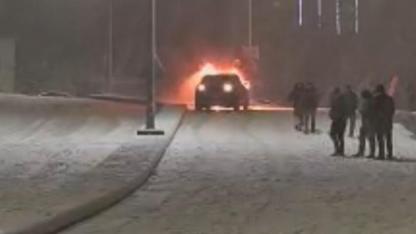 Karlı Yokuşta Cip Alev Aldı