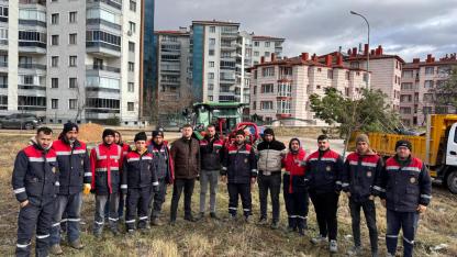 Nazmi Saatçi Mahallesi’nde Yeşillendirme Çalışması