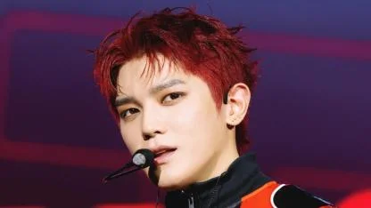 NCT Üyesi Lee Taeyong Konserde Uşakspor Logolu Ceketle Sahneye Çıktı