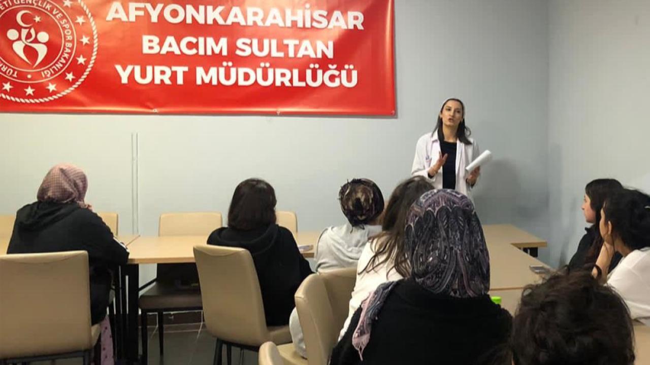 Öğrencilere Sarıöz Tarafından Bilgilendirme