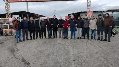 Pazar Yerinde Yılmazaslan'a Büyük Destek