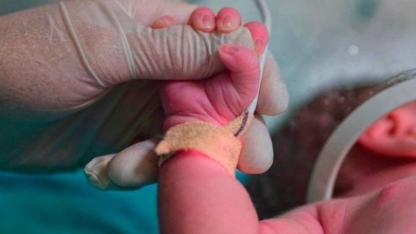 İstanbul Fatih’te 2 Aylık Bebek Açlıktan Öldü İddiası: Anne ve Baba Gözaltında!