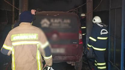 Afyon’da Sanayi Sitesinde Korkutan Yangın: Mahsur Kalan Kedi Son Anda Kurtarıldı