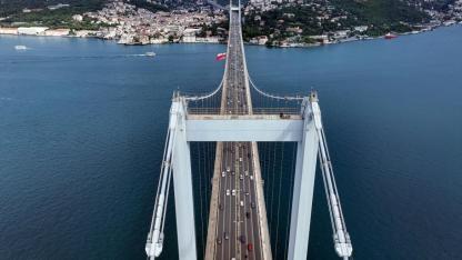 Otoyol ve Köprülerde Rekor Trafik: 2025’te 1,1 Milyardan Fazla Araç Geçişi