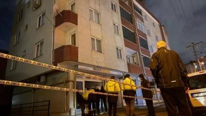 5 Katlı Bina Tedbir Amaçlı Boşaltıldı