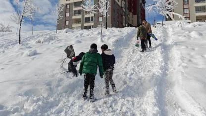 Haberler Peş Peşe Geldi: Eğitime Ara Verilen İller Açıklandı