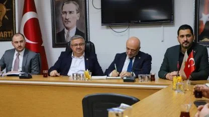 AK Parti Afyonkarahisar’da Merkez İlçe Mahalle Başkanları Toplantısı Yapıldı