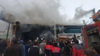 Bursa’da Yangın Faciası: Yatalak Adam ve Kedisi Hayatını Kaybetti