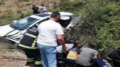 Hatay'da  Serinyol Mevkiinde Feci Kaza: 2 Ölü, 3 Yaralı!