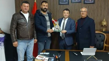 Afyonkarahisar Damızlık Koyun Yetiştiricileri Birliği Başkanı Yayla’dan Başkan Kahveci’ye Ziyaret