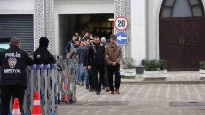 28 İlde Yasa Dışı Bahis Operasyonu: Yapay Zekâ ile Sahte Kadın Profilleri Oluşturmuşlar!