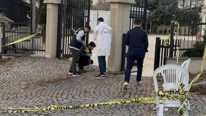 Ağabey, Annesinin Cenazesinde Kardeşini Silahla Vurarak Öldürdü