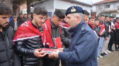 Afyonkarahisar Akharım’da 2026 Tertip Askerler Dualarla Uğurlandı