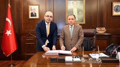 Rekor İmzalar Atıldı: AKÜ Personeline 94 Bin 500 TL Promosyon Müjdesi!