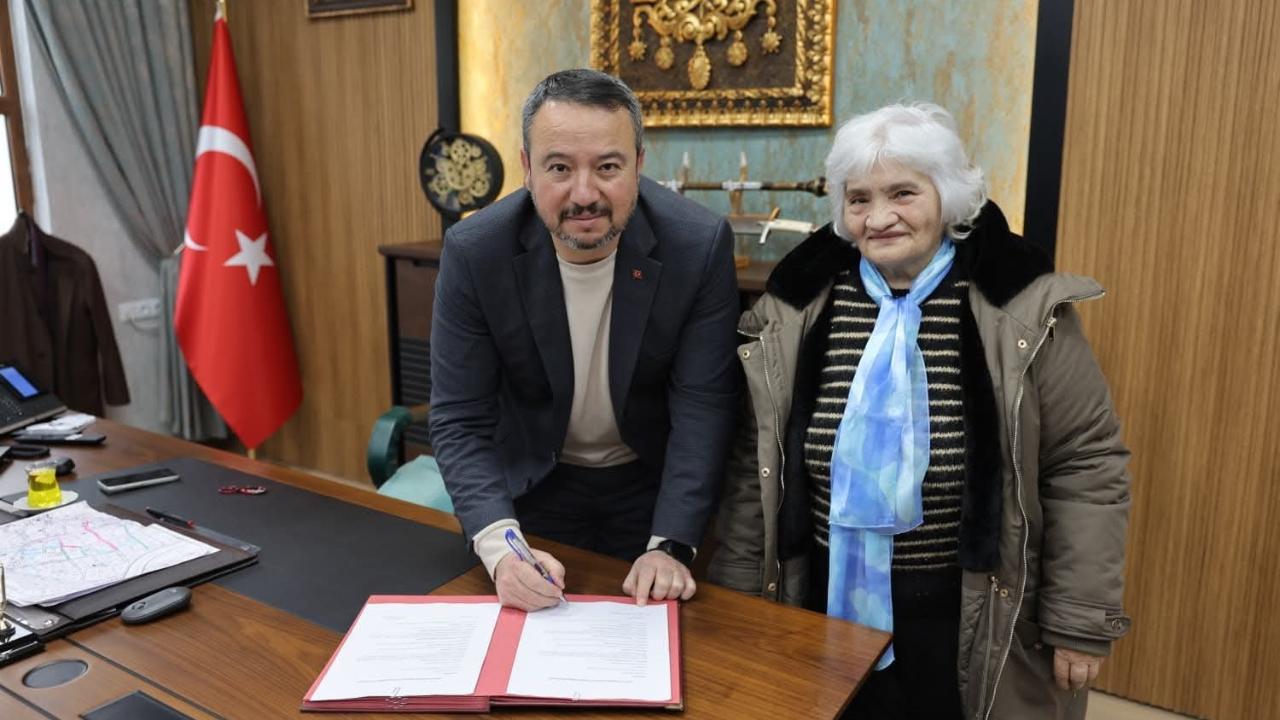 Sandıklı’da "Anne Eli" Değen Proje: Mahalle Kreşi İçin İmzalar Atıldı