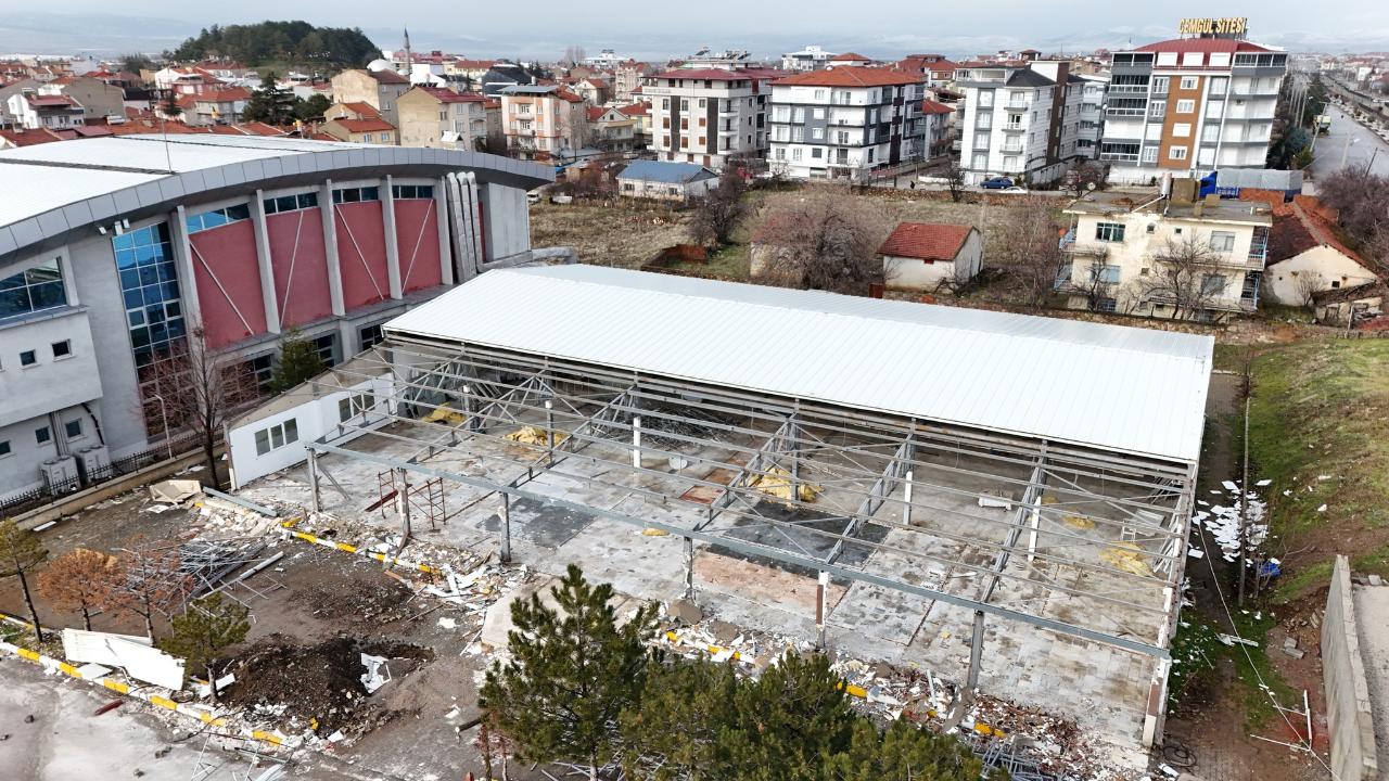 Sandıklı’da Sosyal Alanlar Yenileniyor