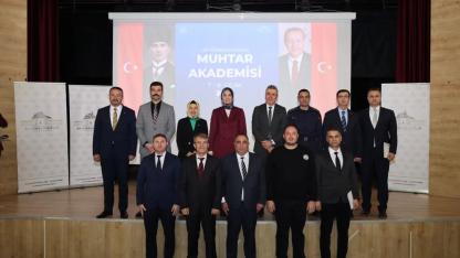 Sandıklı’daki Muhtarlar Akademisi Programında 335 Muhtar Aynı Anda Yeşilay Üyesi Oldu