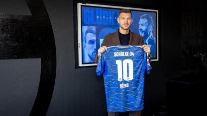 Schalke 04’ten Sürpriz Hamle: Edin Dzeko Resmen Açıklandı!