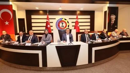 Tarım ve Orman Bakanı Yumaklı Afyonkarahisar’da Üreticilerle Buluştu