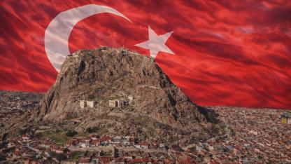 Türk Bayrağına Uzanan Ele Afyonkarahisar Protokolünden Tepki