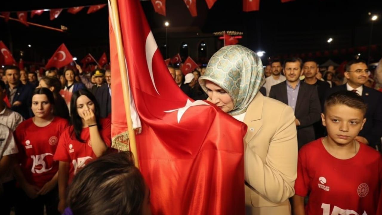 Vali Yiğitbaşı: “Al Sancağa Uzanan Her El Karşılığını Bulur”