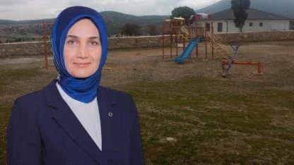 Vali Yiğitbaşı, Yüreğil Köyü Çocuklarına Oyun Parkı Hediye Etti