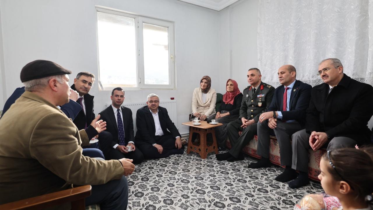 Vali Yiğitbaşı’ndan Şehit Mutlu Ölçer’in Ailesine Anlamlı Ziyaret