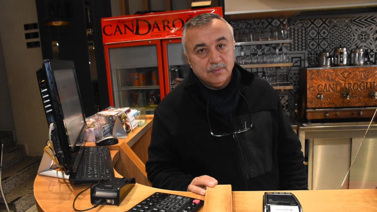 28 Şubat’ta Öğretmenlikten Atıldı, Afyon’da Esnaf Oldu! O Dönemi Anlattı