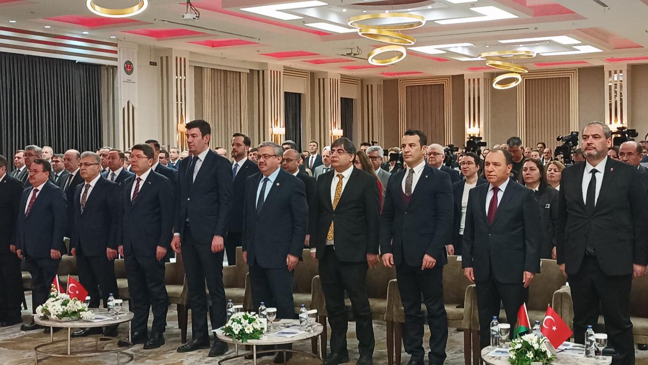 Adalet Bakanı Yılmaz Tunç Afyonkarahisar’da “Kanun Yolu Uygulamaları” Programına Katıldı