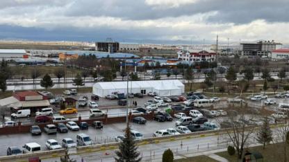 AFSÜ’de Gönül Köprüleri Kuruluyor: Vakıflar Genel Müdürlüğü’nden Dev İftar Çadırı