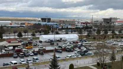 AFSÜ’de Gönül Köprüleri Kuruluyor: Vakıflar Genel Müdürlüğü’nden Dev İftar Çadırı