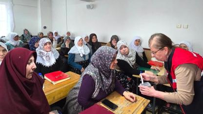 Afyon’da Kadın Çiftçilere Yönelik Eğitimler Sürüyor