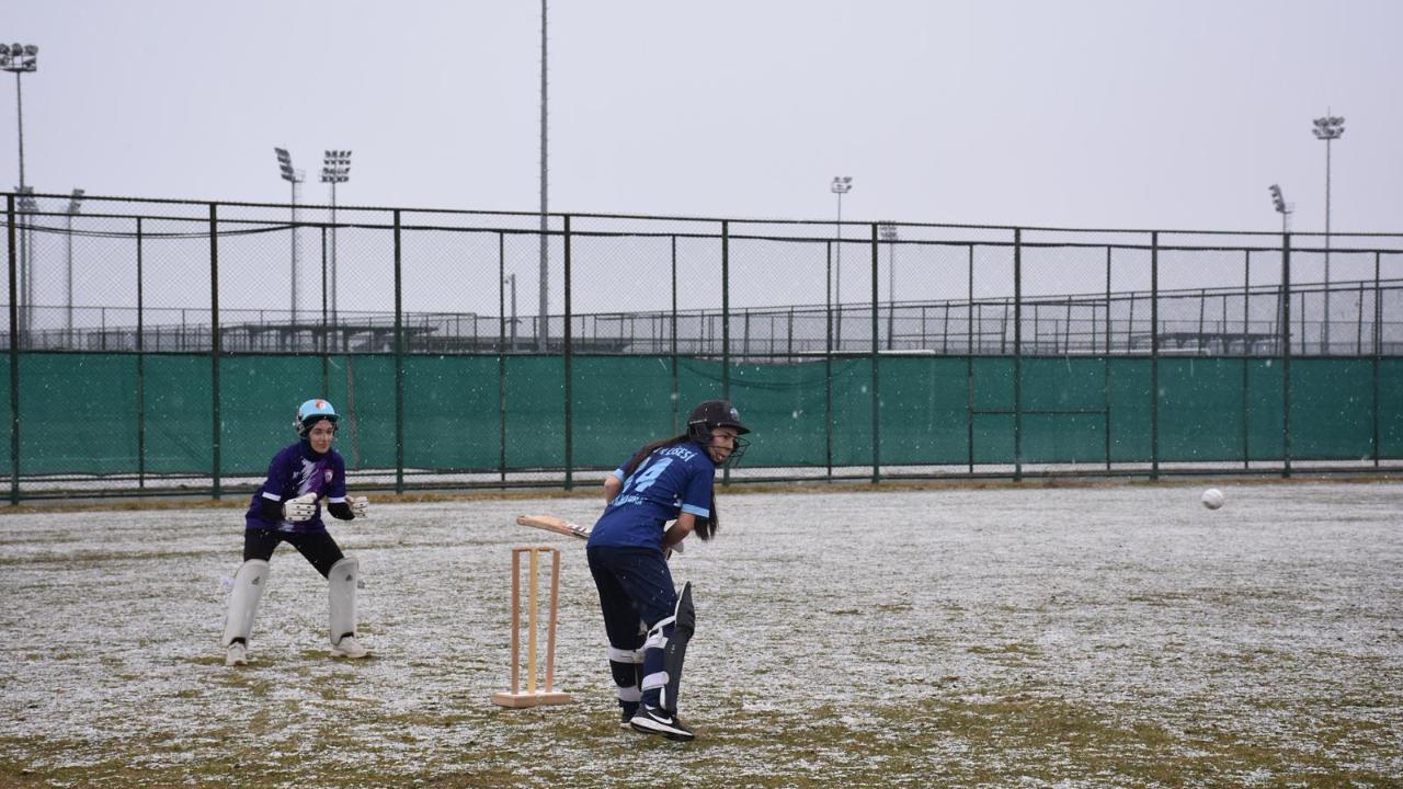 Afyonkarahisar Genç Kızlar Kriket’te Şampiyon Belli Oldu