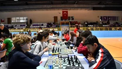 Afyonkarahisar’da Okul Sporları Satranç Heyecanı Sona Erdi