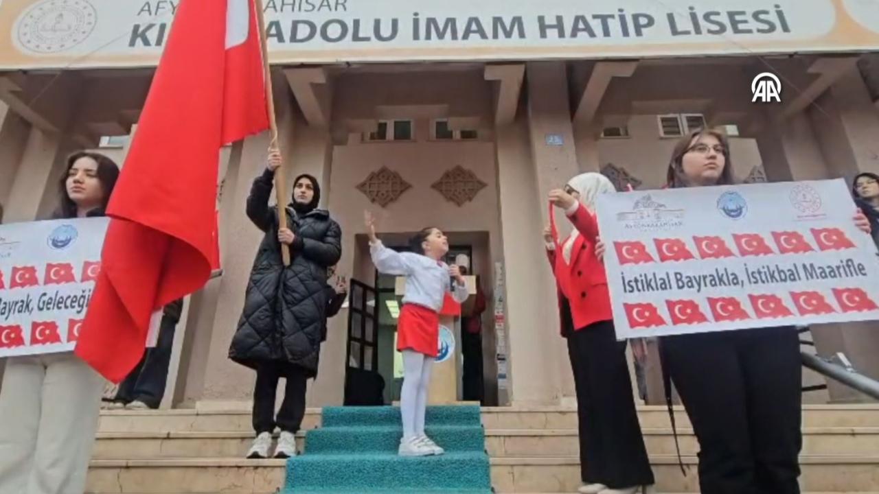 Afyonkarahisar'da Yarıyıl Tatili Sonrası İlk Ders Zili Çaldı