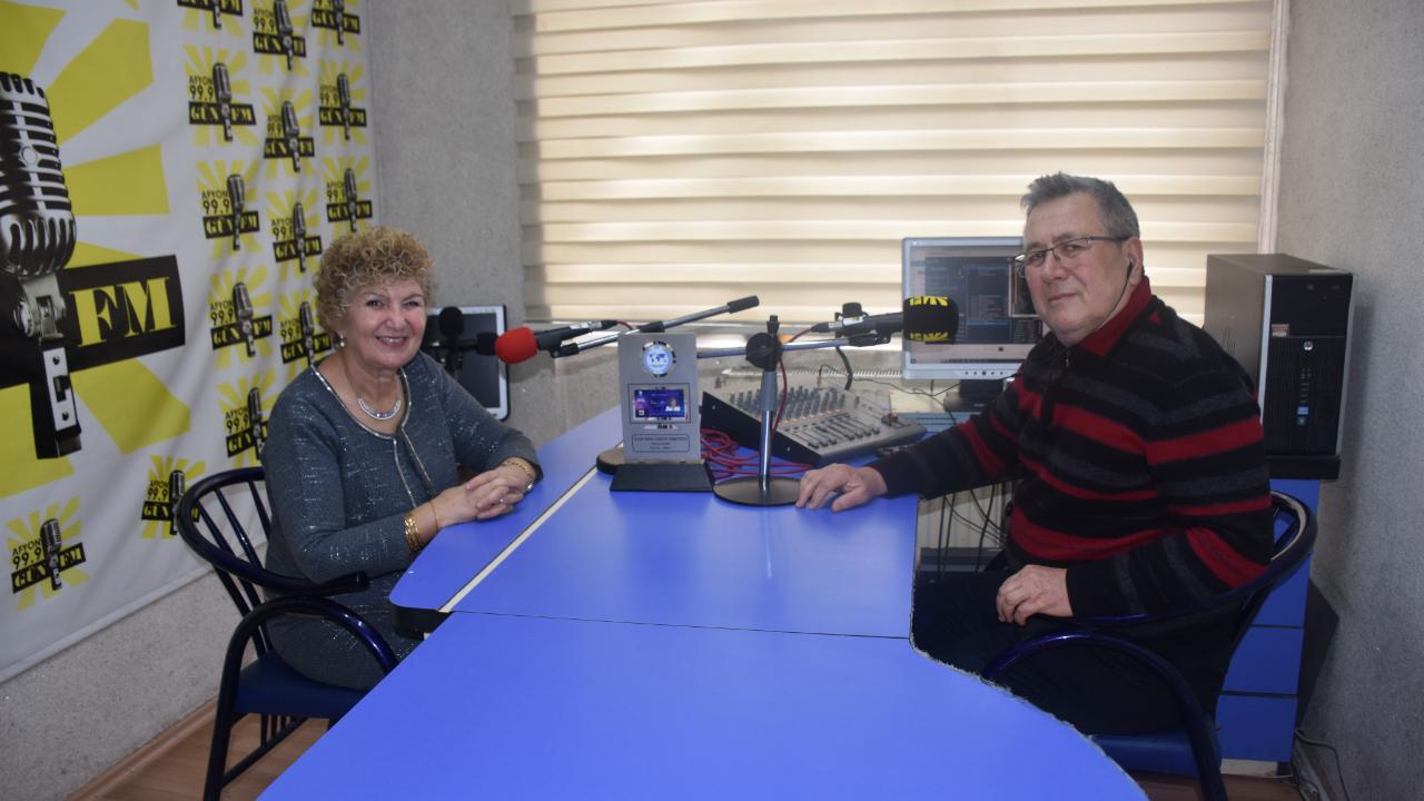 Afyonkarahisarlı Çift Kurdukları Radyoda 31 Yıldır Dinleyicilerine Sesleniyor